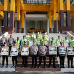 12 Bhabinkamtibmas Peraih Green Policing Awards Diberi Hadiah Umrah Bersama UAS