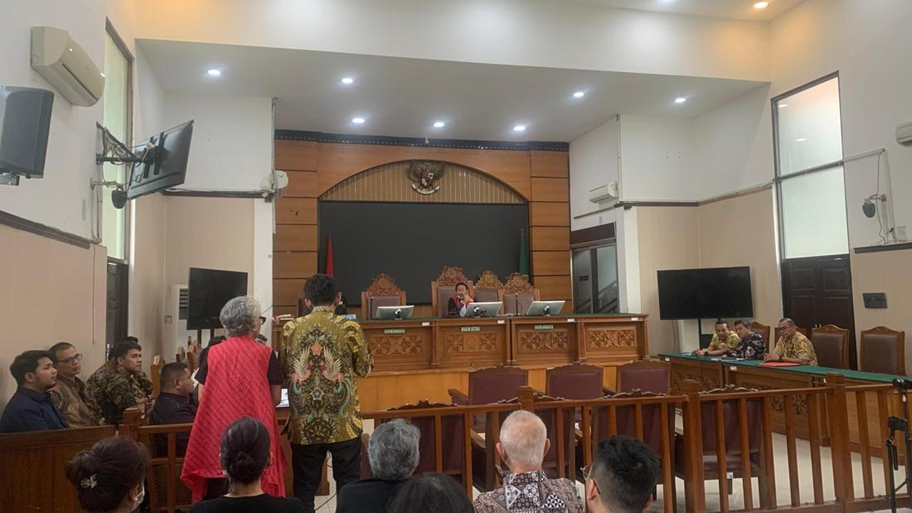 12 Tokoh Terkenal Ajukan Amicus Curiae di Sidang Praperadilan Nadiem Makarim 12 Tokoh Terkenal Ajukan Amicus Curiae di Sidang Praperadilan Nadiem Makarim