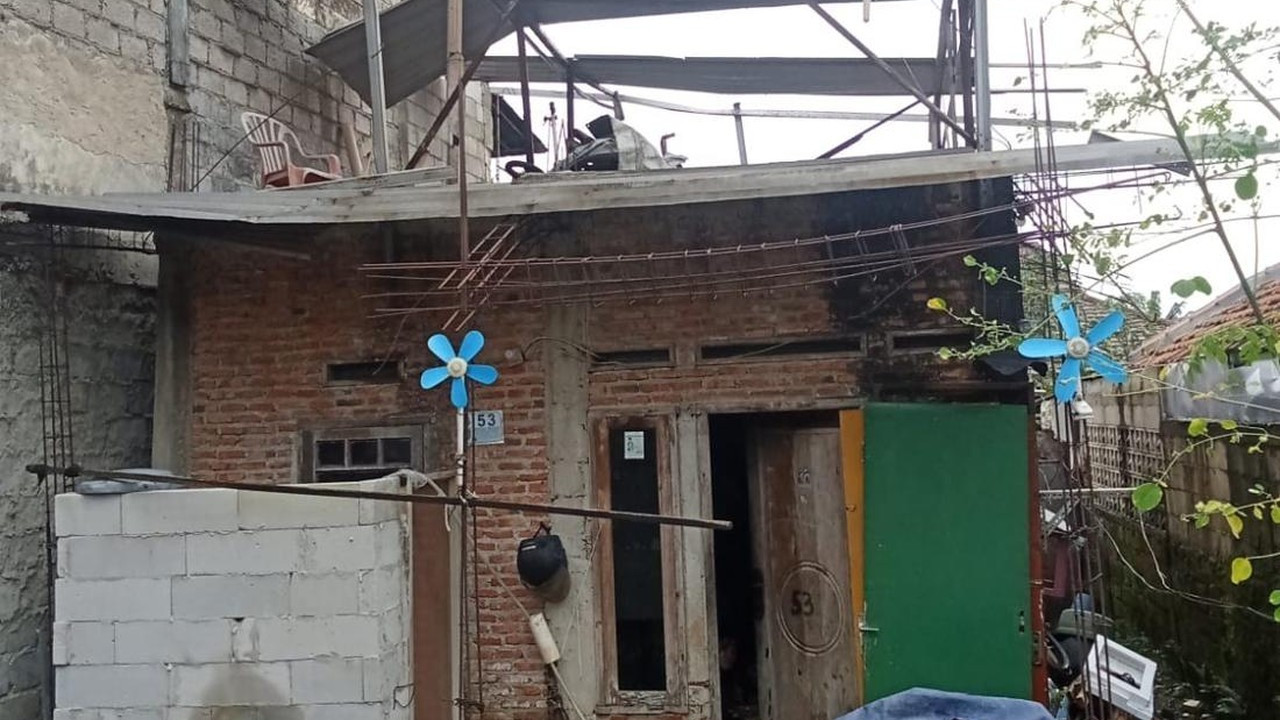 44 Rumah di Cinere Depok Rusak Akibat Angin Puting Beliung 44 Rumah di Cinere Depok Rusak Akibat Angin Puting Beliung