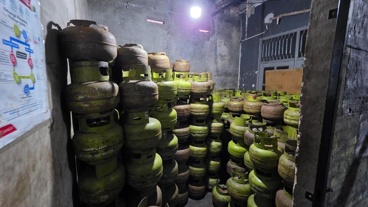 5 Fakta Penggerebekan Pabrik Gas Oplosan di Pekanbaru Raup Cuan Miliaran