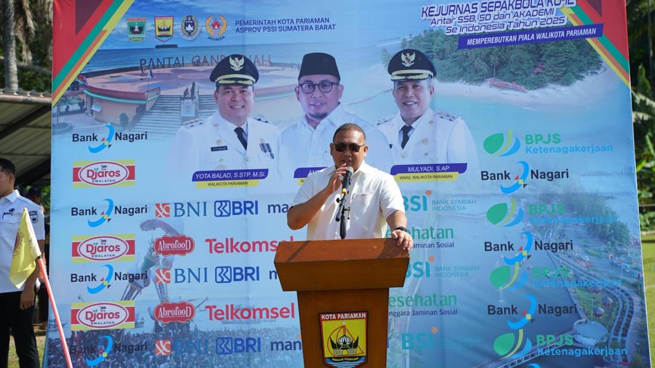 Andre Rosiade Resmi Buka Kejurnas Sepakbola U-12 di Pariaman, Sumbar
