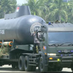 Atraksi Jet Tempur dan Defile Alutsista Warnai HUT ke-80 TNI di Monas