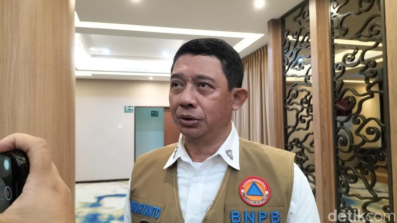 BNPB Pastikan Evakuasi Korban Ponpes Ambruk Sidoarjo Butuh Waktu BNPB Pastikan Evakuasi Korban Ponpes Ambruk Sidoarjo Butuh Waktu