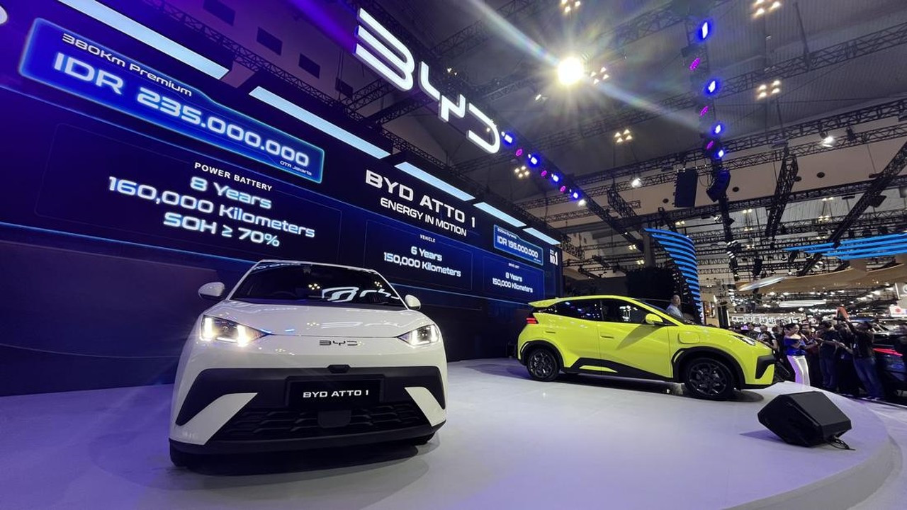 BYD Kalahkan Tesla, Jadi Raja Mobil Listrik Dunia dengan Penjualan 1,6 Juta Unit