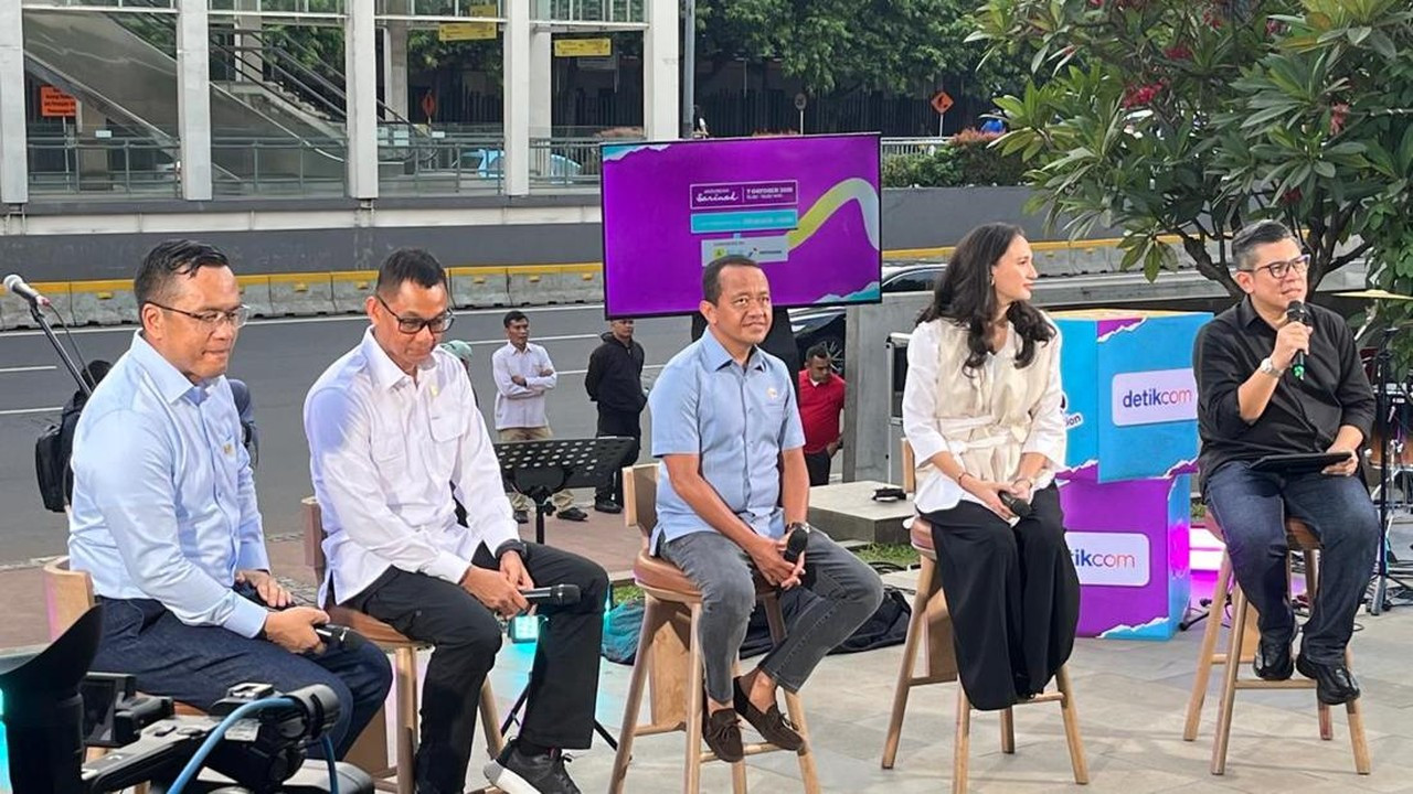 Bahlil Ungkap 4.400 Dusun Belum Teraliri Listrik, Targetkan 2029 Desa Semua Terang Bahlil Ungkap 4.400 Dusun Belum Teraliri Listrik, Targetkan 2029 Desa Semua Terang