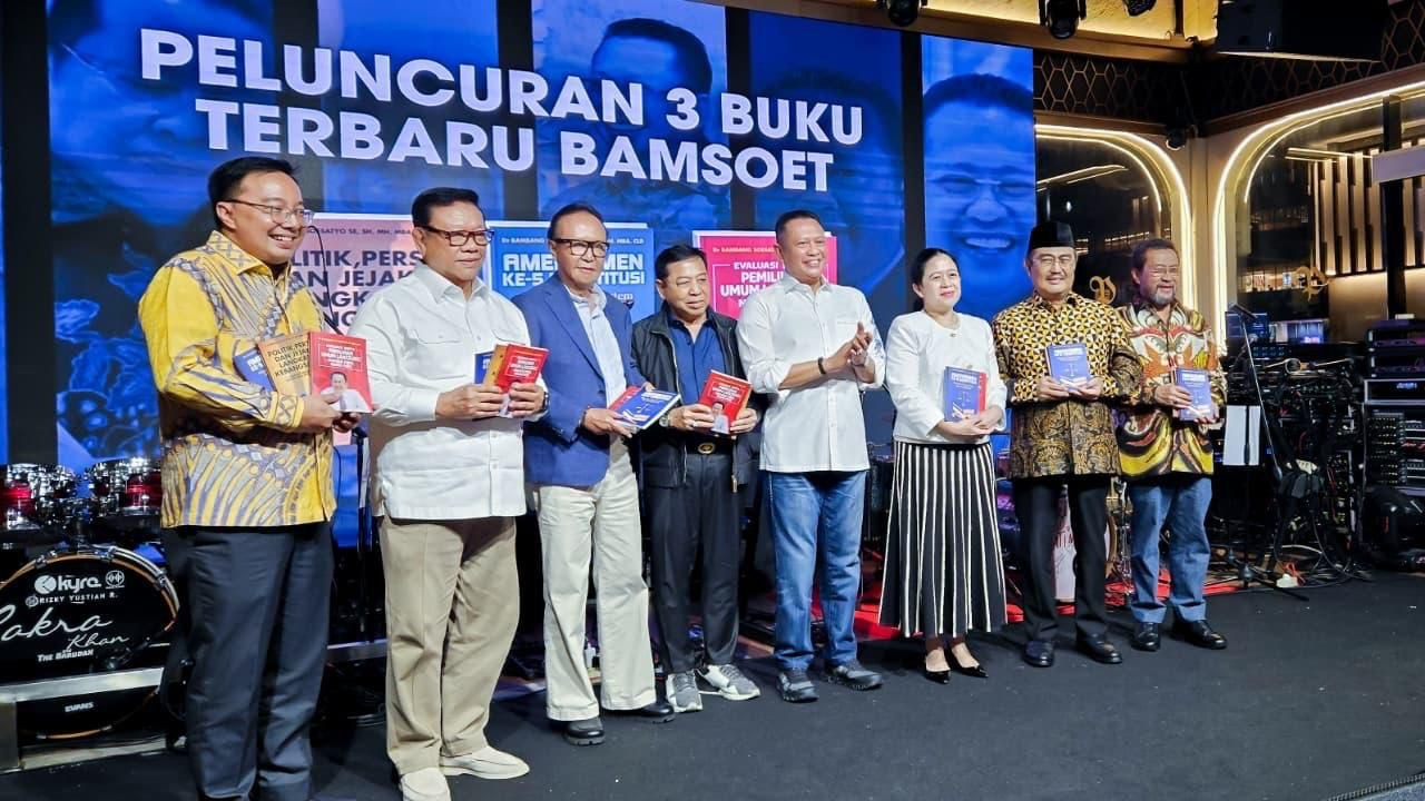 Bamsoet Luncurkan 3 Buku Baru, Ungkap Peran Buku dalam Perjuangan Gagasan Bangsa Bamsoet Luncurkan 3 Buku Baru, Ungkap Peran Buku dalam Perjuangan Gagasan Bangsa