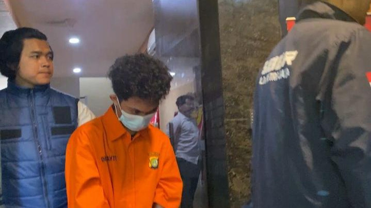 ‘Bjorka’ Terungkap Gabung Grup Hacker di Dark Web, Akunnya Disita Polisi ‘Bjorka’ Terungkap Gabung Grup Hacker di Dark Web, Akunnya Disita Polisi