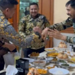 Bobby Nasution dan Gubernur Aceh Mualem Saling Sapa Saat Bertemu di Jakarta