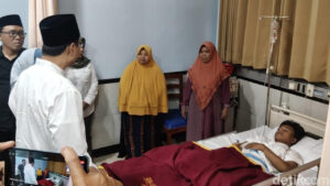 Detik-detik Tim SAR Evakuasi Haikal, Bocah 13 Tahun yang Tertimbun 3 Hari di Ponpes Sidoarjo