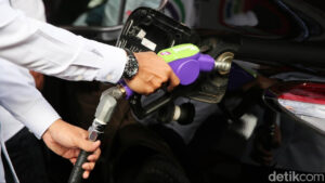 ESDM Sebut Mobil di Indonesia Bisa Pakai Bahan Bakar Etanol 20%, Ini Faktanya