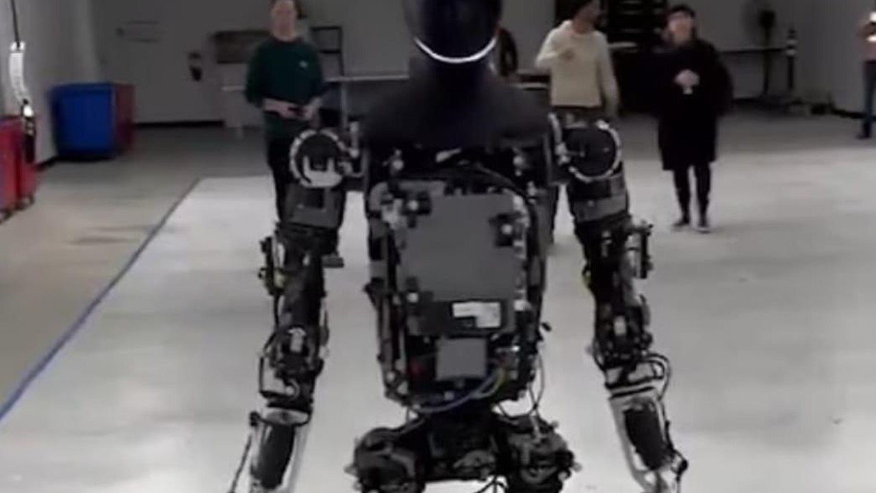 Elon Musk Siapkan Robot Optimus untuk Mars, Pakar Robotika Meragukan Keberhasilan