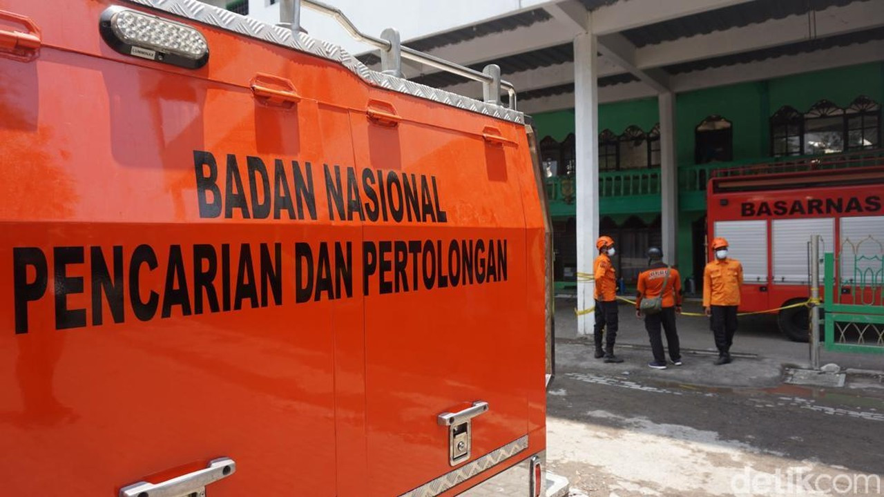 Evakuasi Ponpes Al Khoziny: 2 Jenazah Tertimpa Reruntuhan di Tempat Wudu Ditemukan Evakuasi Ponpes Al Khoziny: 2 Jenazah Tertimpa Reruntuhan di Tempat Wudu Ditemukan