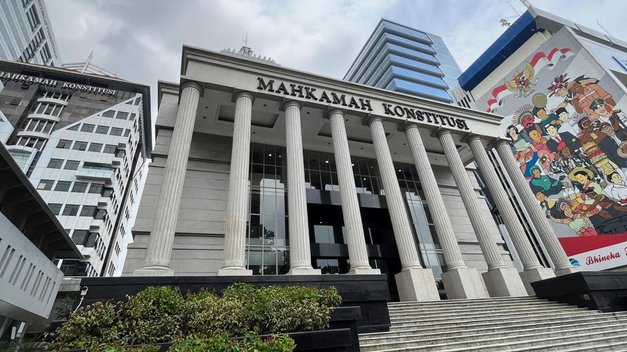 Gugatan ke MK Minta Hapus Uang Pensiun Anggota DPR, Apa Alasannya?