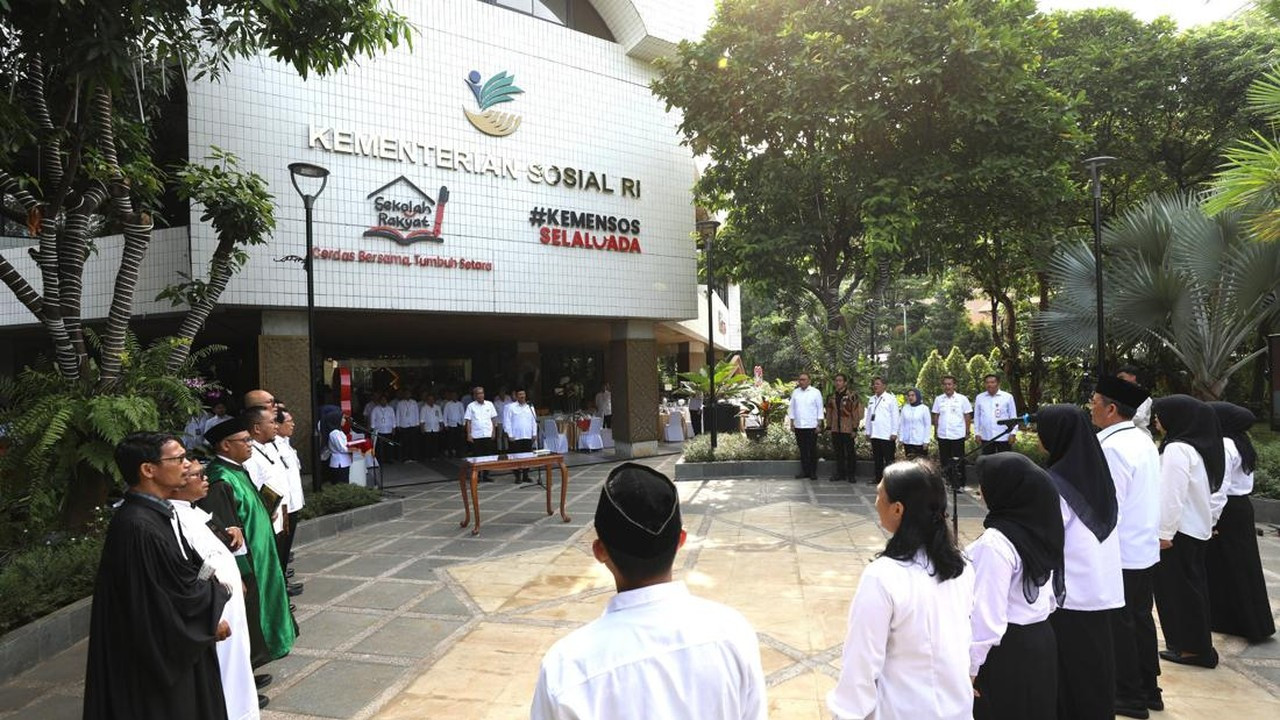 Gus Ipul Lantik 39 Ribu Pegawai Baru Kemensos, Tekankan Semangat Pengabdian Gus Ipul Lantik 39 Ribu Pegawai Baru Kemensos, Tekankan Semangat Pengabdian