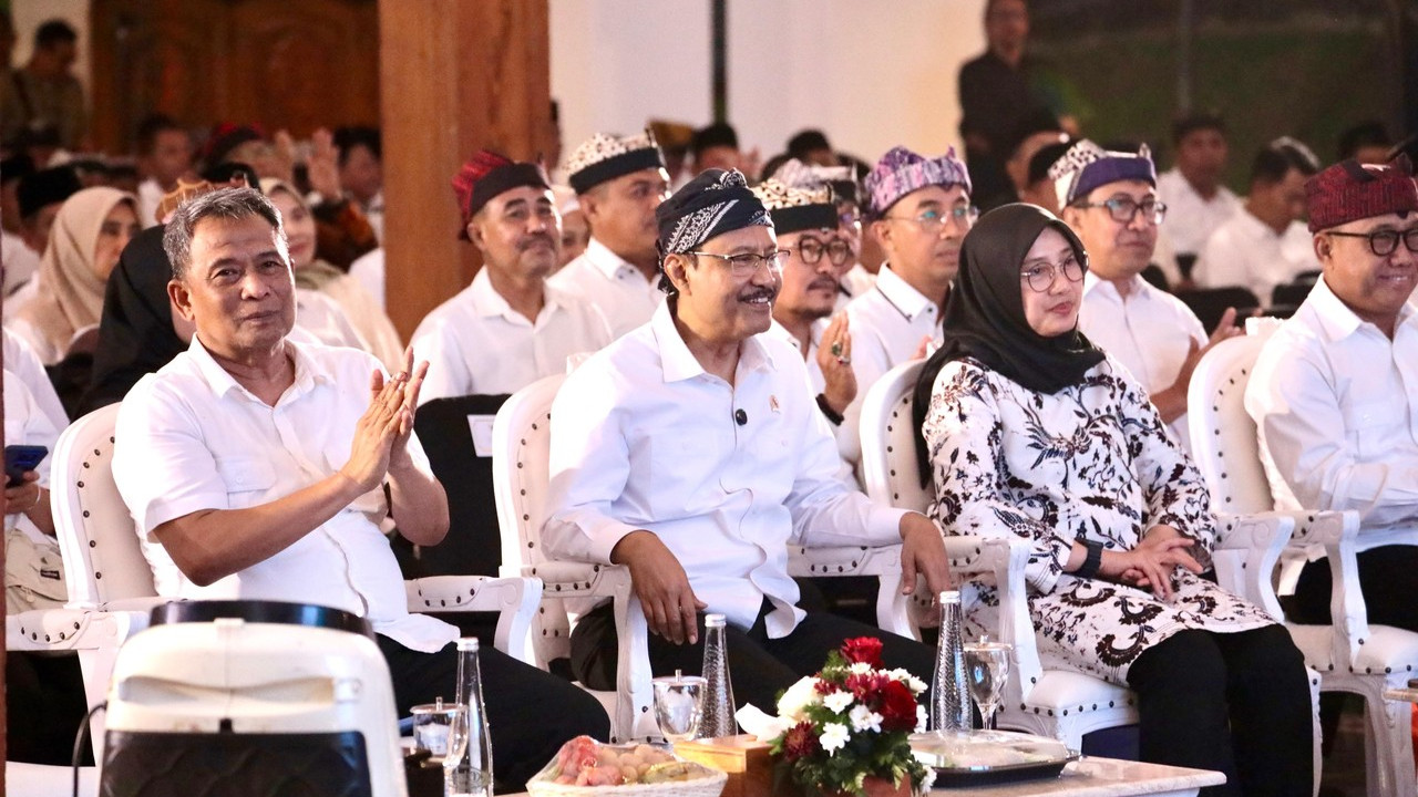 Gus Ipul Tegaskan Digitalisasi Bansos untuk Penyaluran Lebih Transparan dan Tepat Sasaran