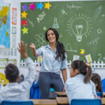 Hari Guru Sedunia 2025: Makna, Sejarah, dan Tema Kolaborasi Guru