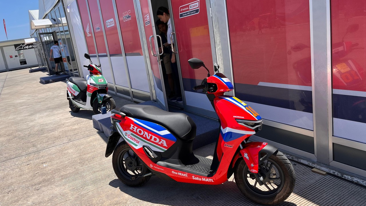Honda Gunakan Motor Listrik Rakitan Indonesia untuk Mobilisasi Pebalap di MotoGP Mandalika 2025