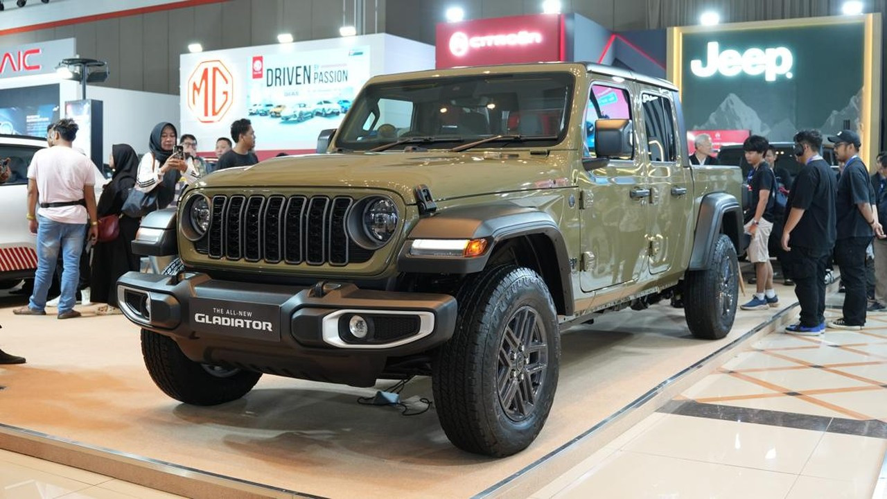 Jeep Gladiator Sport dan Rubicon Resmi Meluncur di Indonesia, Harga Mulai Rp 2,6 Miliar