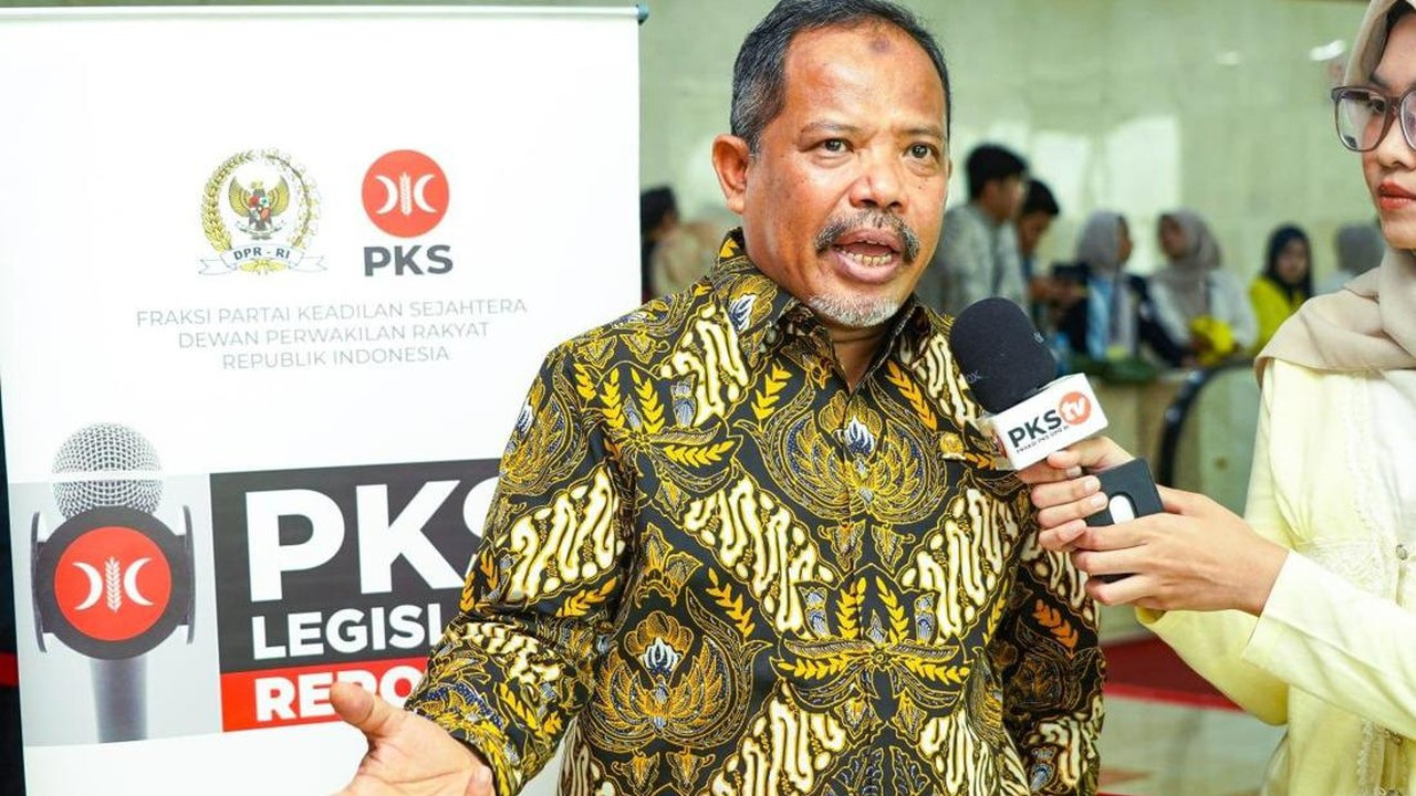 Johan Rosihan Tegaskan Bahaya Cs-137 bagi Ketahanan Pangan Laut Indonesia Johan Rosihan Tegaskan Bahaya Cs-137 bagi Ketahanan Pangan Laut Indonesia