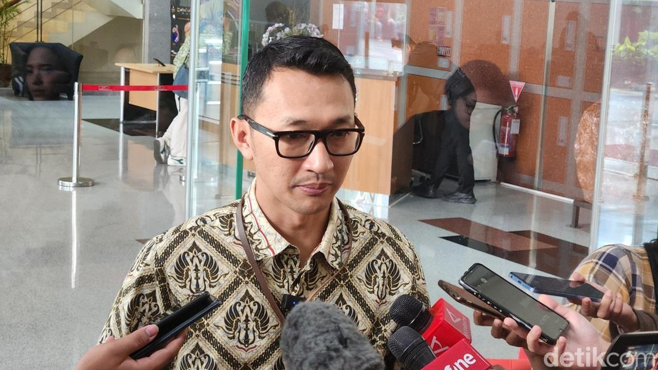 KPK Ungkap Biro Travel Tak Berizin Raup Kuota Haji Khusus 2024 KPK Ungkap Biro Travel Tak Berizin Raup Kuota Haji Khusus 2024
