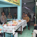 Kapolres Jakbar Ronda Bareng Warga untuk Perkuat Keamanan Lingkungan