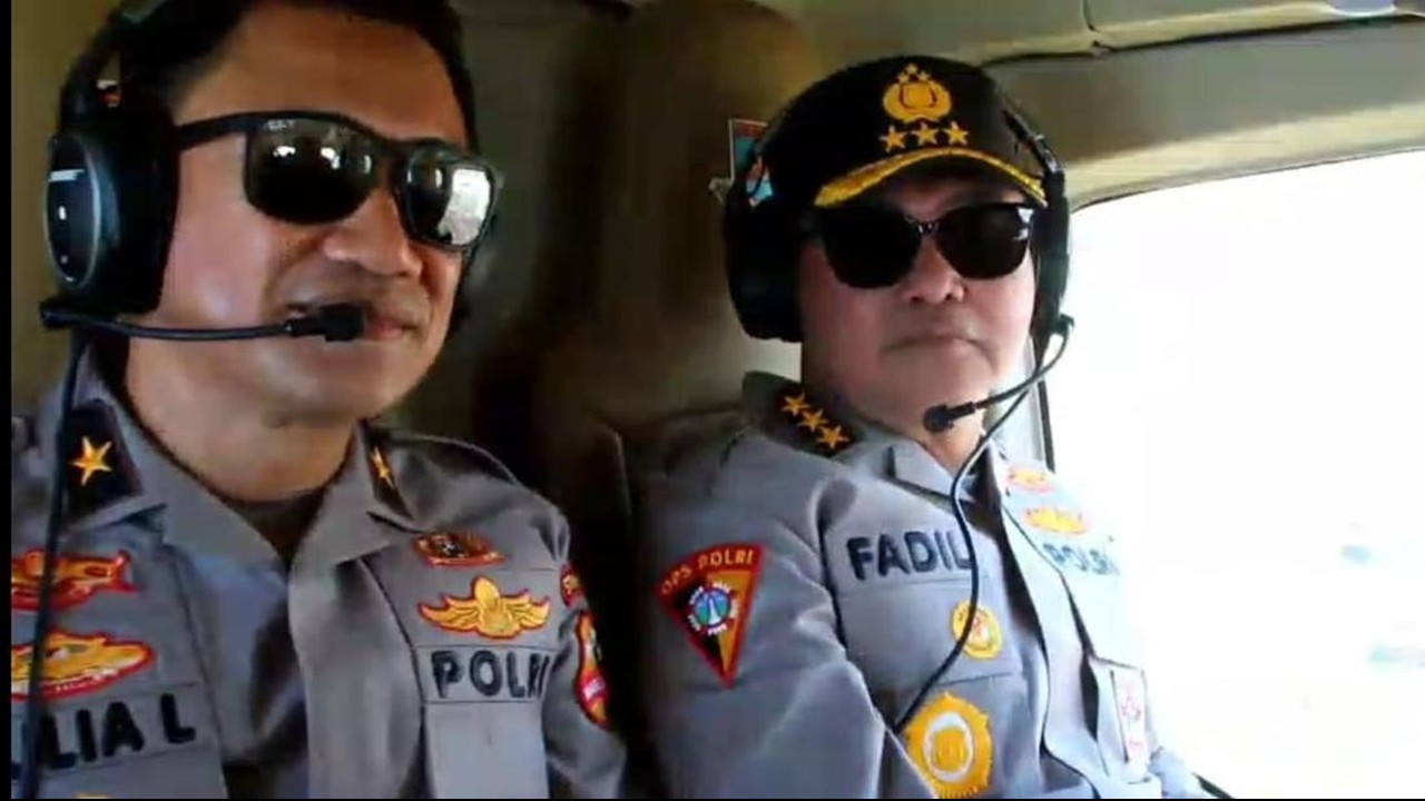 Kapolri Tinjau Pengamanan MotoGP Mandalika 2025 Lewat Patroli Udara Kapolri Tinjau Pengamanan MotoGP Mandalika 2025 Lewat Patroli Udara