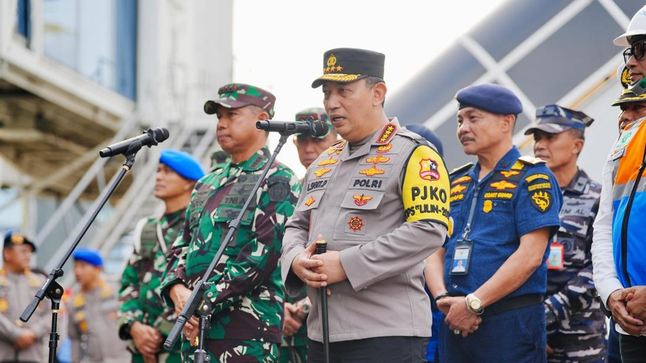 Kapolri Ucapkan Selamat HUT ke-80 TNI, Tekankan Sinergi dan Kebersamaan Kapolri Ucapkan Selamat HUT ke-80 TNI, Tekankan Sinergi dan Kebersamaan
