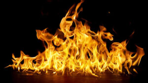 Kebakaran Rumah di Cengkareng, 4 Mobil Damkar Sigap Padamkan Api