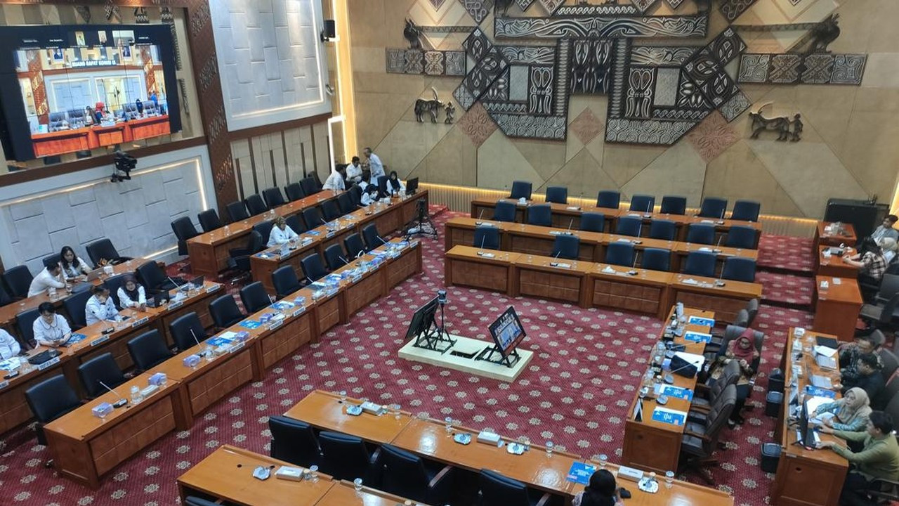 Komisi IX DPR Bahas Anggaran dan Program Magang Nasional Bersama Menaker