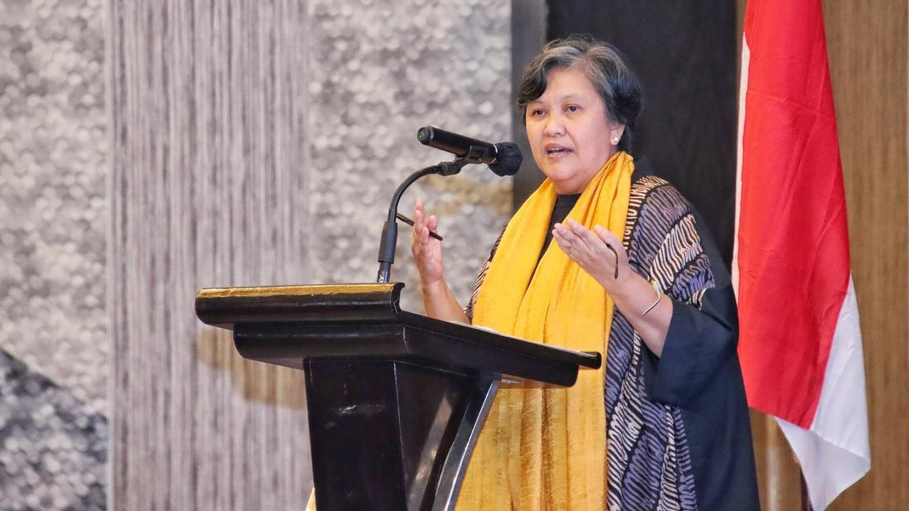 Lestari Moerdijat Soroti Tantangan Pelestarian Batik di Tengah Globalisasi