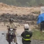 Longsor Tutup Jalan Trans Ampana-Poso, Lalu Lintas di Tojo Una-Una Lumpuh Total