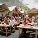 Luhut dan Gus Ipul Tinjau Digitalisasi Bansos di Banyuwangi, Dorong Penyaluran Tepat Sasaran