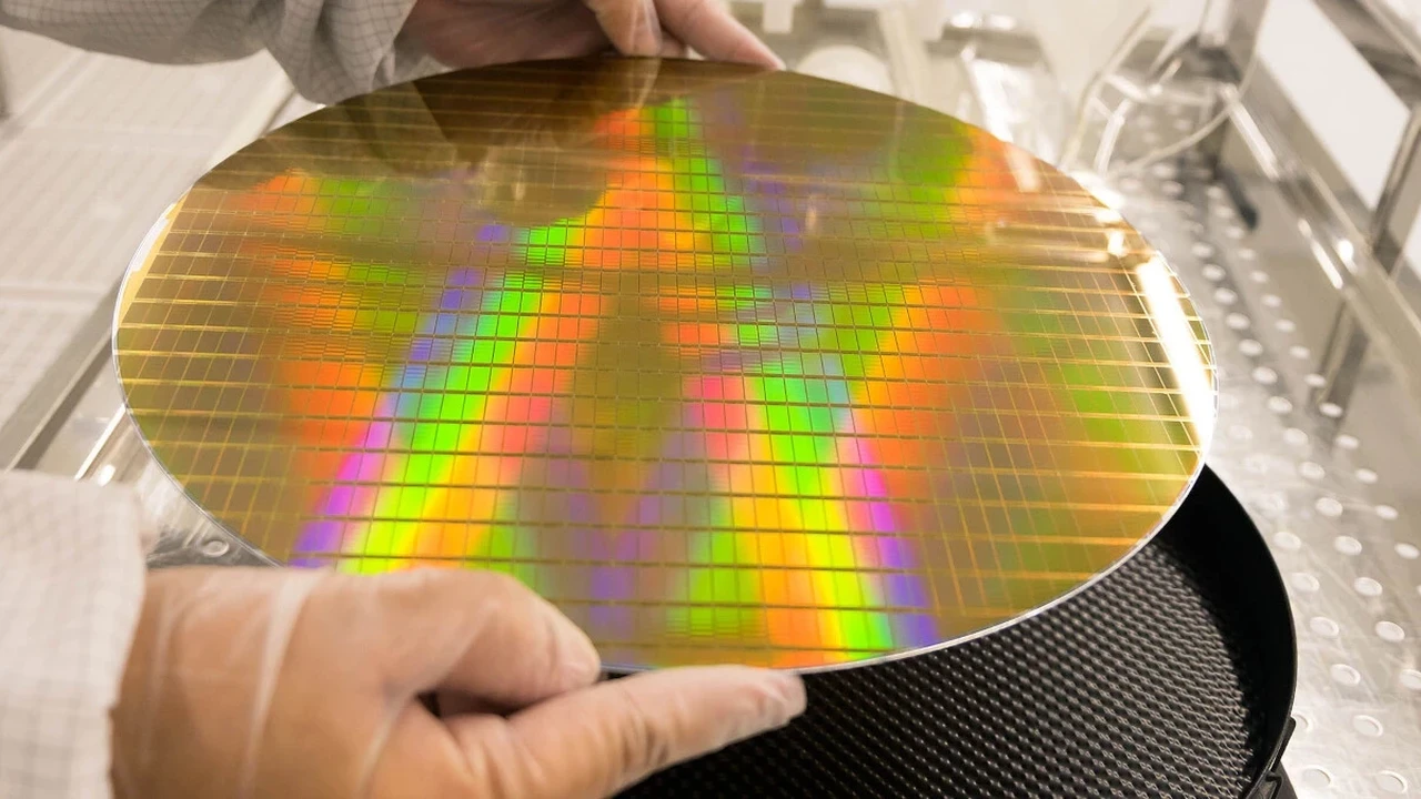 Mendag AS Dorong Taiwan Produksi Chip Canggih Setengah di Amerika