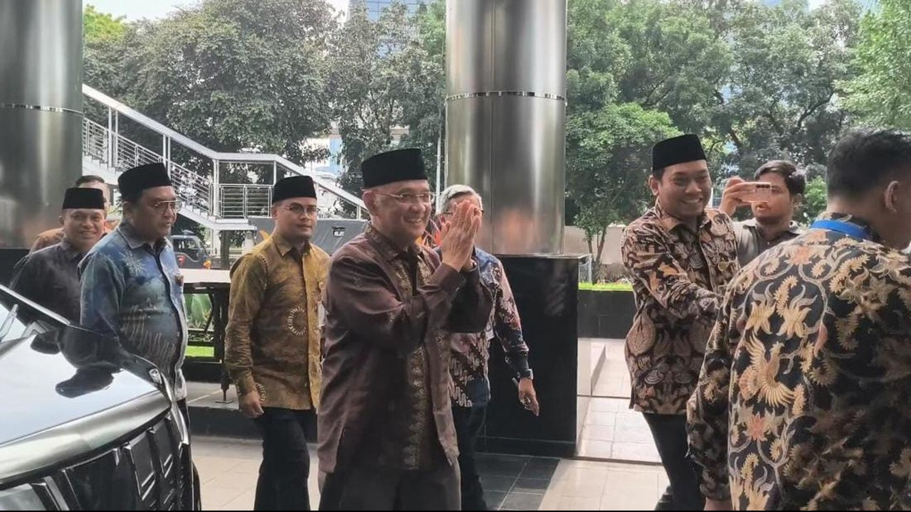 Menteri Gus Irfan Sambangi Gedung KPK, Bahas Pencegahan Korupsi Haji Menteri Gus Irfan Sambangi Gedung KPK, Bahas Pencegahan Korupsi Haji