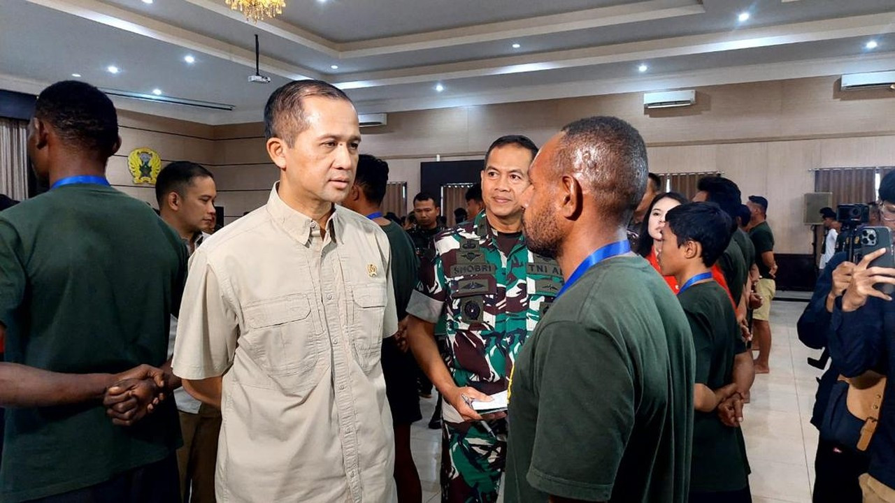 Menteri Transmigrasi Umumkan 300 Peserta Lulus Seleksi Komcad Transmigran Menteri Transmigrasi Umumkan 300 Peserta Lulus Seleksi Komcad Transmigran