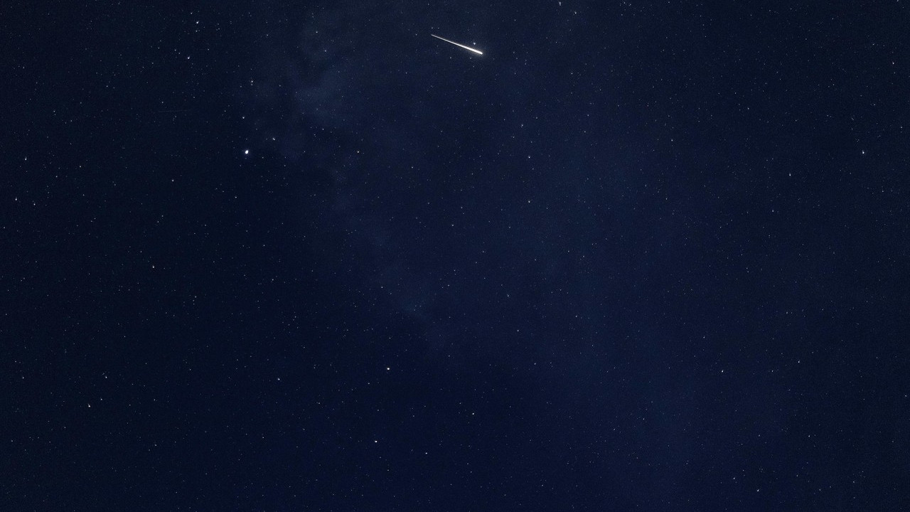 Meteor Pernah Jatuh di Cirebon, Sulawesi, hingga Jakarta, Ini Faktanya