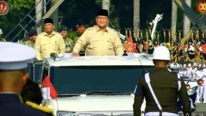 Naik Maung, Prabowo Pimpin Upacara HUT ke-80 TNI di Monas dengan Sambutan Meriah