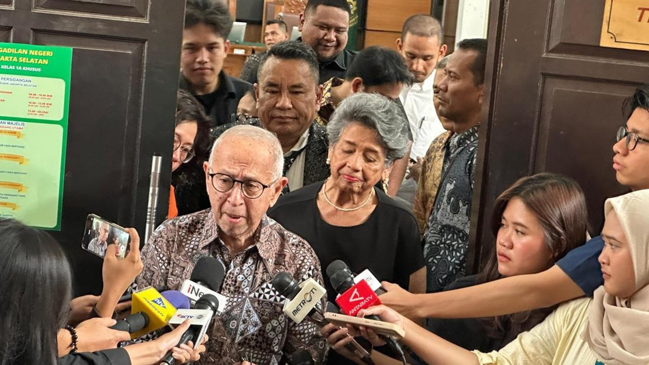 Nono Anwar Makarim Yakin Nadiem Bebas dari Kasus Korupsi Laptop Nono Anwar Makarim Yakin Nadiem Bebas dari Kasus Korupsi Laptop