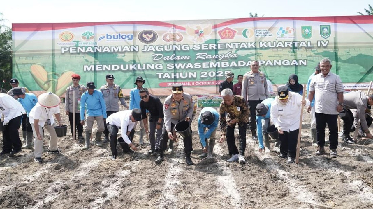 Penanaman Jagung Serentak di Riau: Dukungan Polri untuk Swasembada Pangan 2025