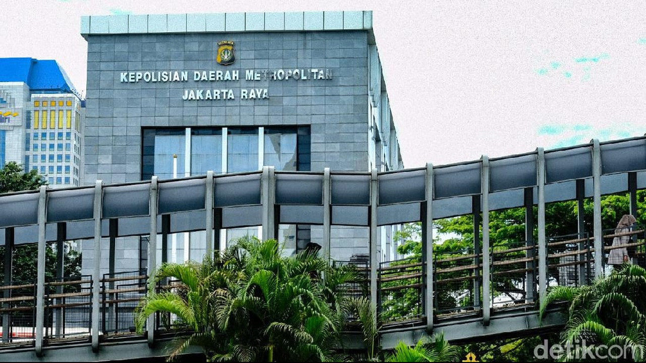 Polda Metro Jaya Buka Peluang Ekshumasi Makam Diplomat Arya Daru