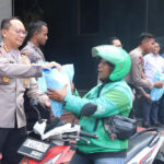 Polda Metro Jaya Gelar Jumat Peduli, Ojol Apresiasi Dukungan Kapolda