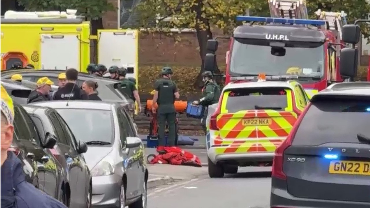 Polisi Ungkap Identitas Pelaku Serangan Teror di Sinagoge Manchester Polisi Ungkap Identitas Pelaku Serangan Teror di Sinagoge Manchester