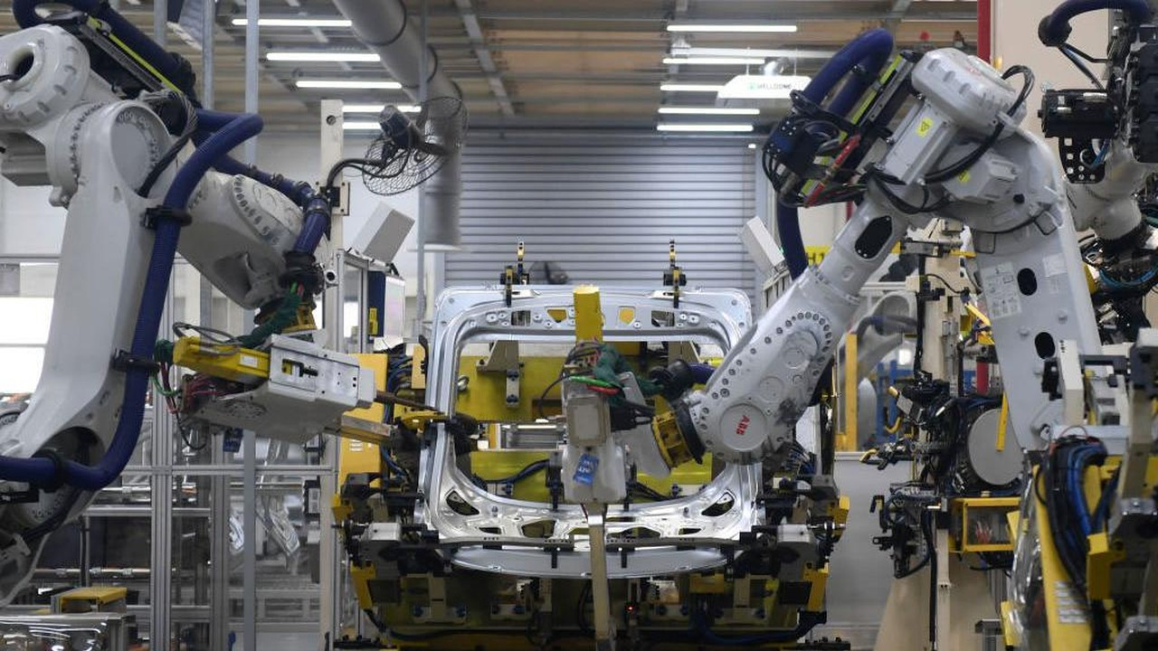 Populasi Menurun, Pabrik di China Tingkatkan Penggunaan Robot Industri hingga 295.000 Unit
