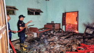 Pria Ponorogo Alami Luka Bakar 75% Setelah Padamkan Api di Rumahnya