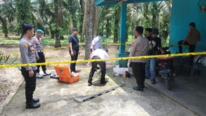 Pria di Rohul Ditemukan Tewas di Teras Warga Setelah Lambaikan Tangan