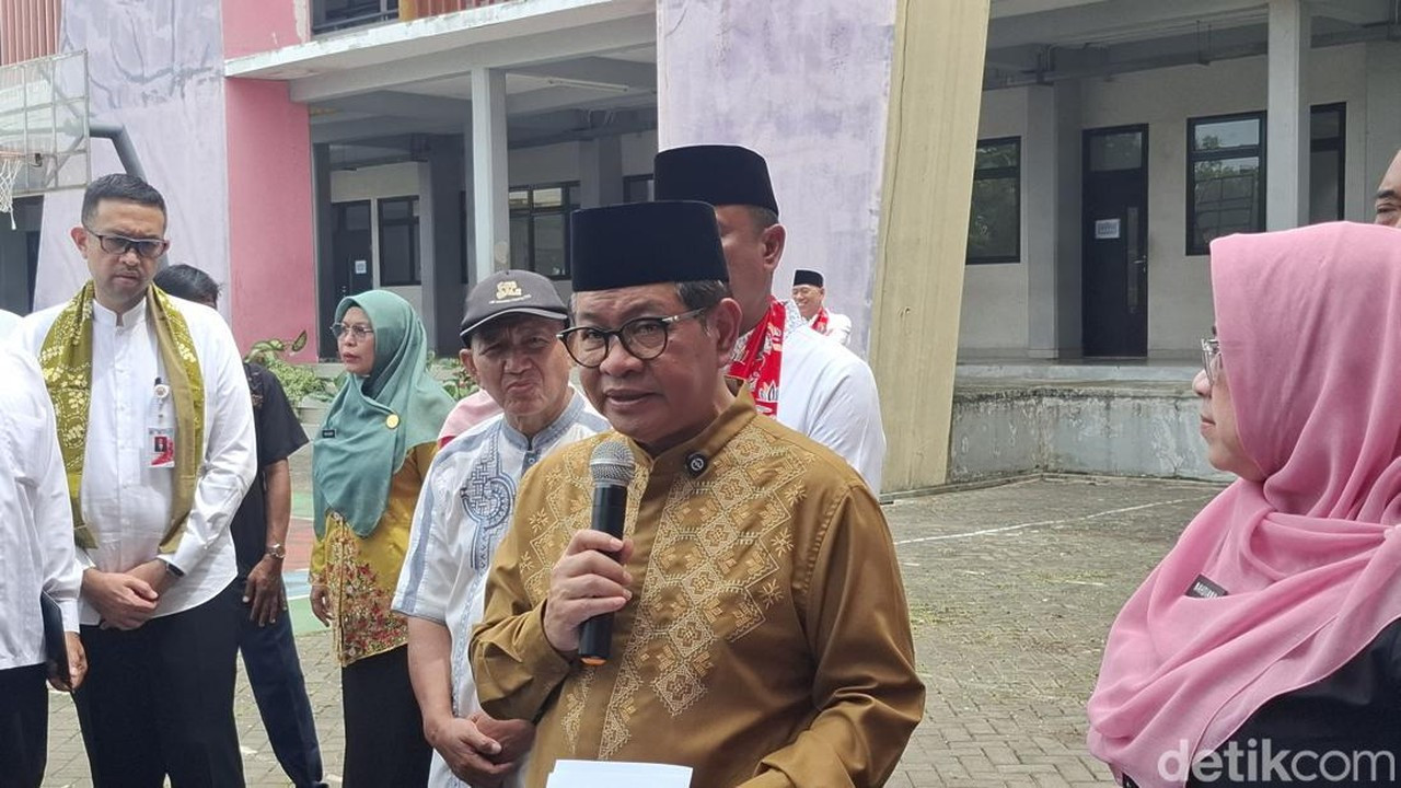 Relokasi Pedagang Pasar Barito ke Lenteng Agung Hampir Rampung, Pramono Pastikan Siap Pindah Relokasi Pedagang Pasar Barito ke Lenteng Agung Hampir Rampung, Pramono Pastikan Siap Pindah