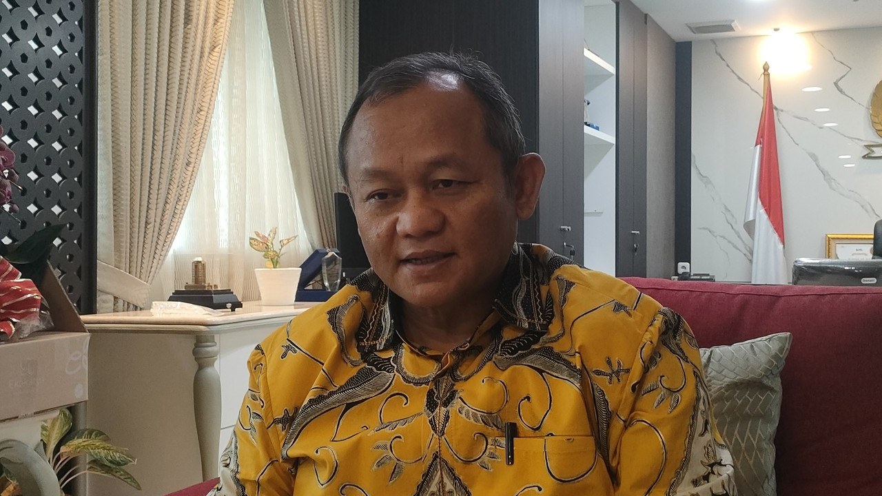 Sarmuji Serahkan Mobil Operasional untuk Mempermudah Dakwah Ponpes Al-Falah Blitar