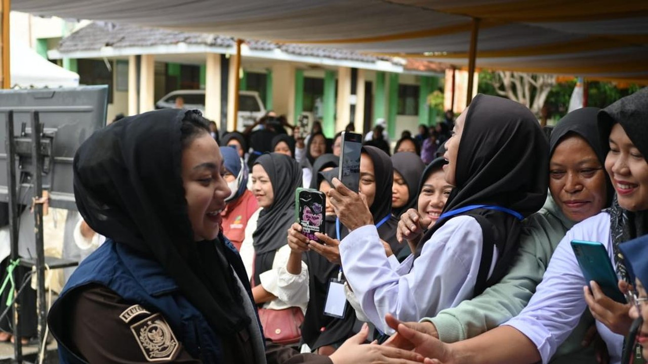 Survei Charta Politika: 67,2% Warga Brebes Puas terhadap Kinerja Bupati Paramitha