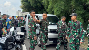 TNI Berhasil Tangkap Pengemudi Mobil Ugal-ugalan Bawa Motor Curian di Tol Kebon Jeruk
