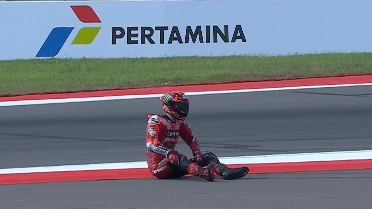 Titik Terendah Francesco Bagnaia di MotoGP Mandalika 2025 Bikin Ducati Bingung